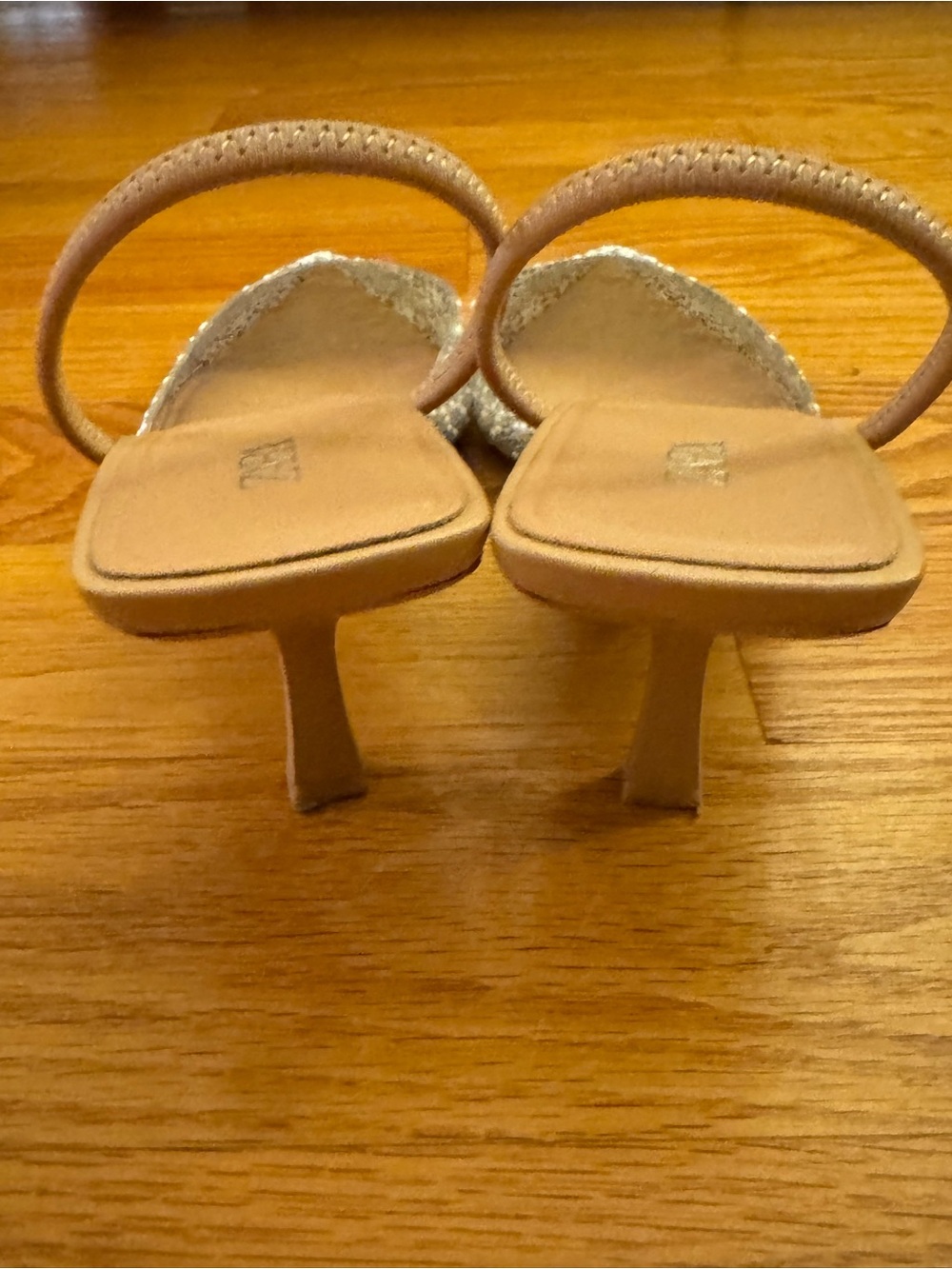 ZARA Silver Pearl-Embellished Pointed Slingback Heels - Picture 3 of 4